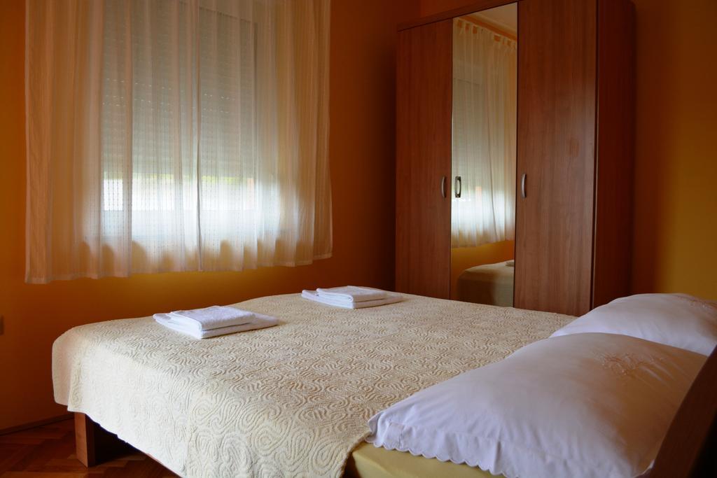 Apartments Neda Kampor Zewnętrze zdjęcie