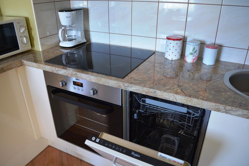 Apartments Neda Kampor Zewnętrze zdjęcie
