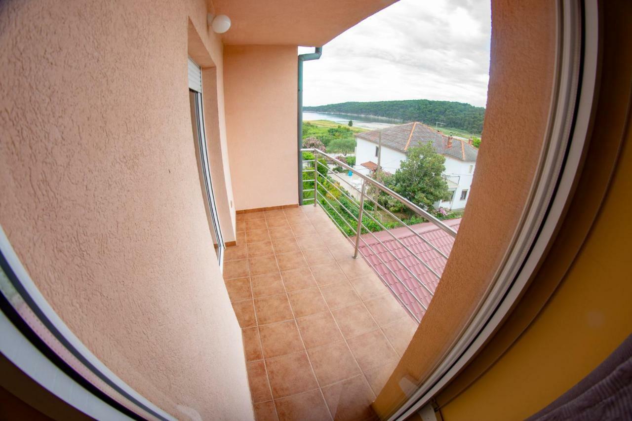 Apartments Neda Kampor Zewnętrze zdjęcie