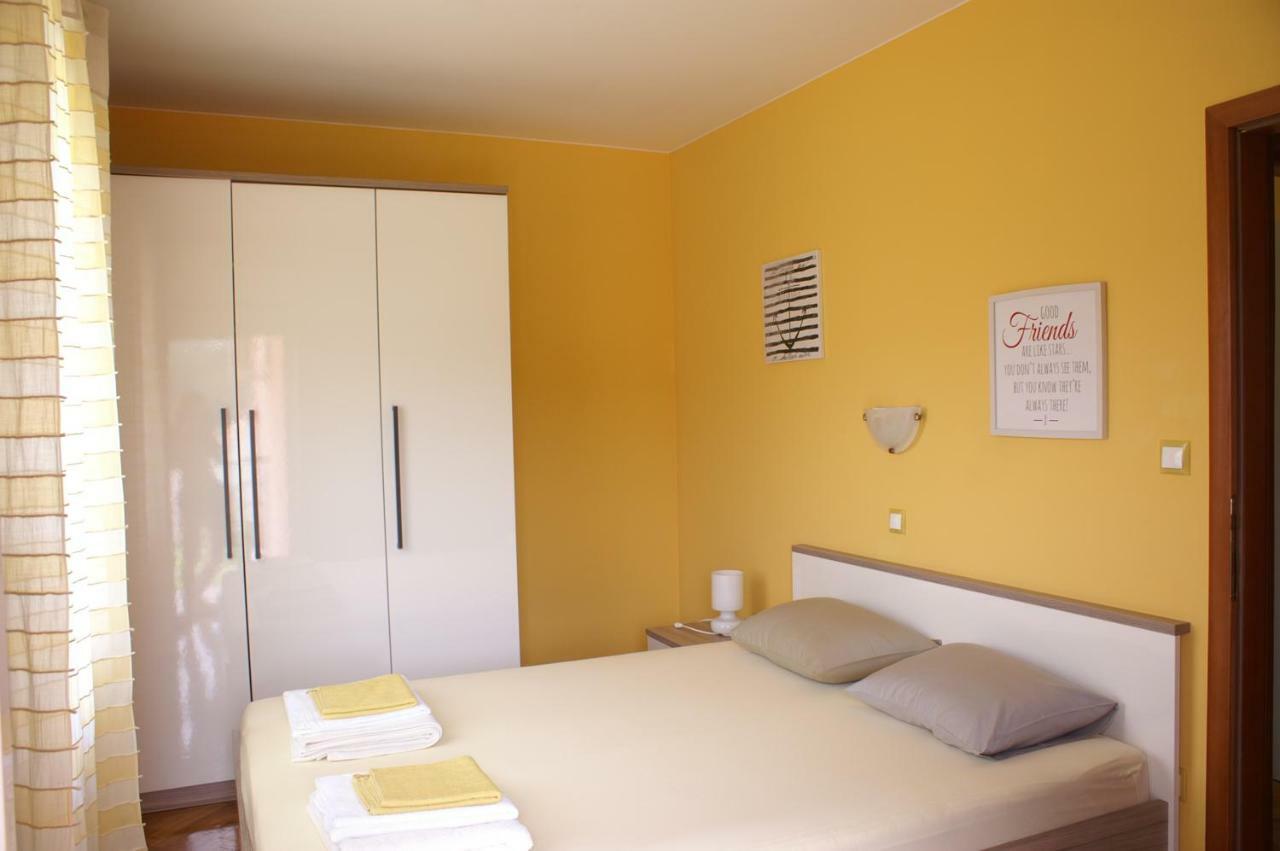 Apartments Neda Kampor Zewnętrze zdjęcie