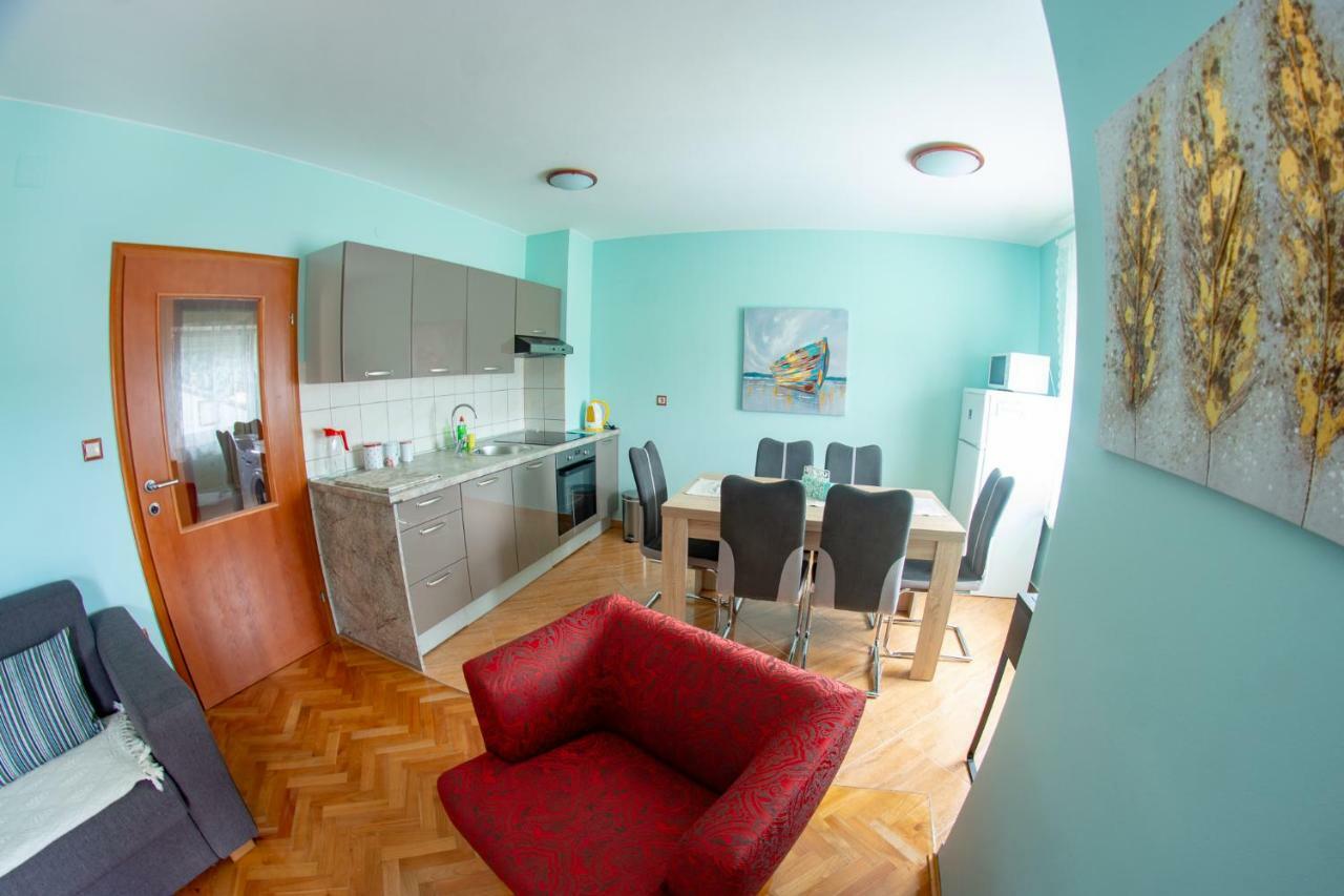 Apartments Neda Kampor Zewnętrze zdjęcie