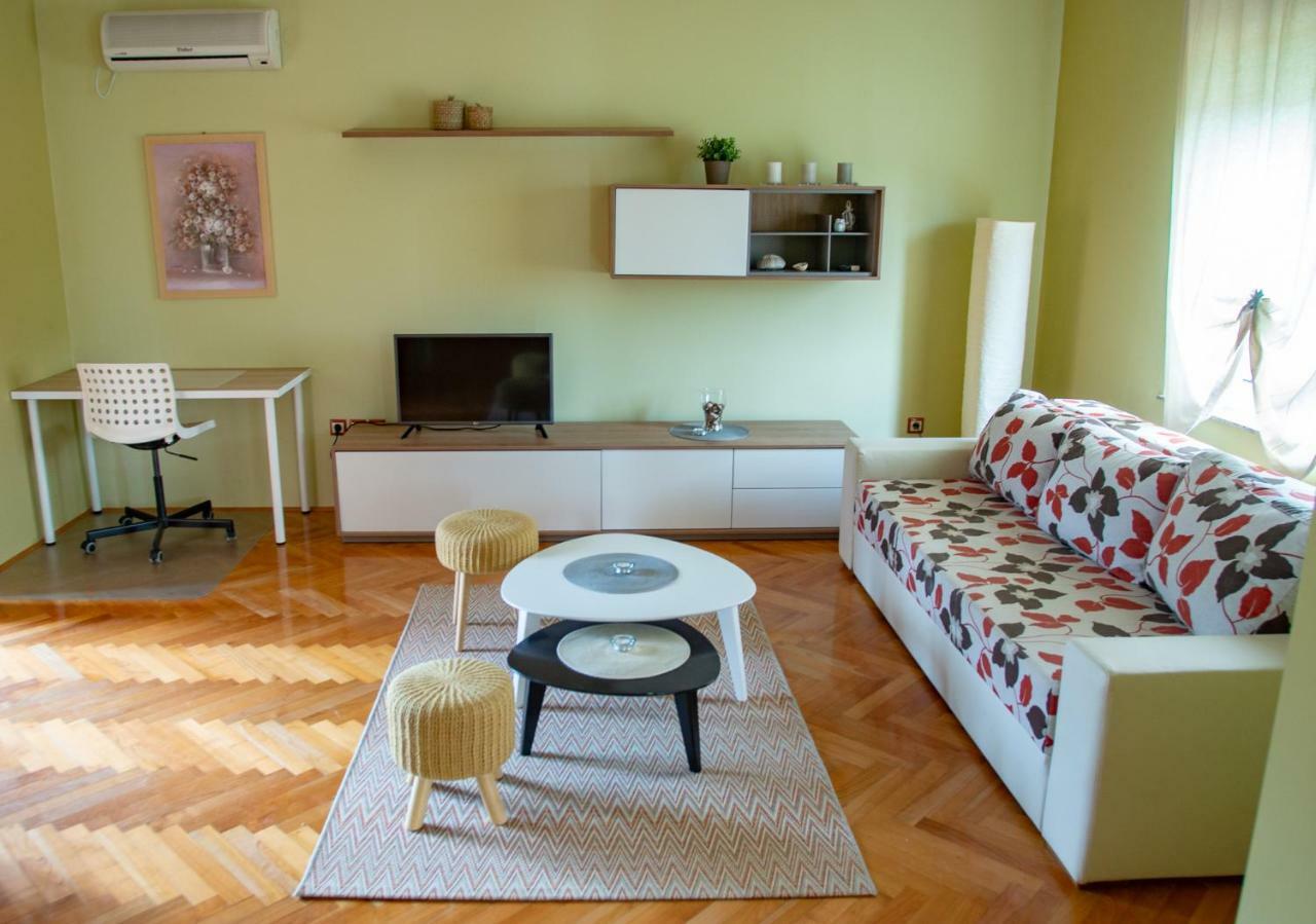 Apartments Neda Kampor Zewnętrze zdjęcie
